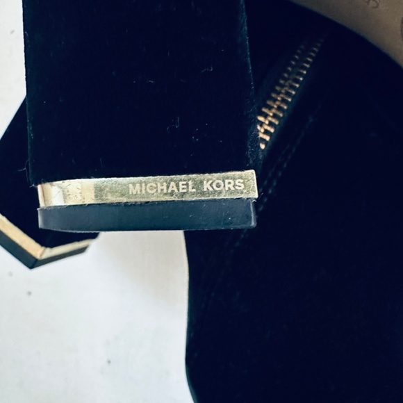 Michael Michael Kors black velvet ursula bootie block heel sz 5.5M - Picture 5 of 11